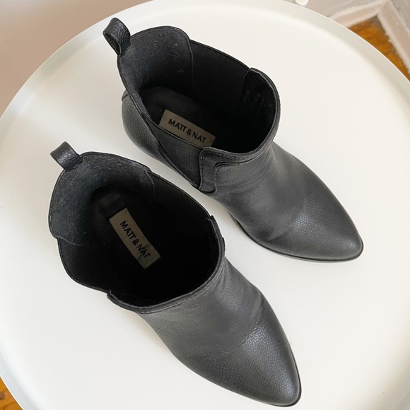 Matt & Nat Pointed Toe Black Boot - Picture 3 of 5